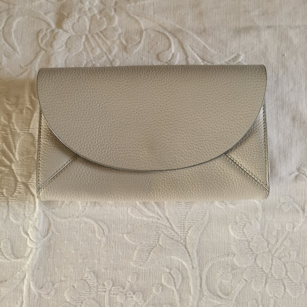 14th & Union Gray Pebbled Leather Clutch Bag